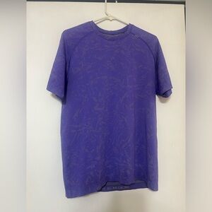 Mens lululemon vent tech shirt